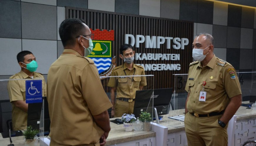 Pembatasan dan Pengendalian Kegiatan Masyarakat