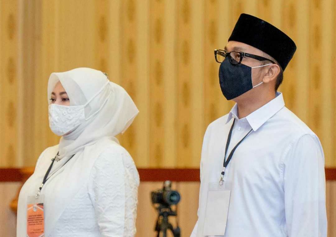 pelantikan irna-tanto