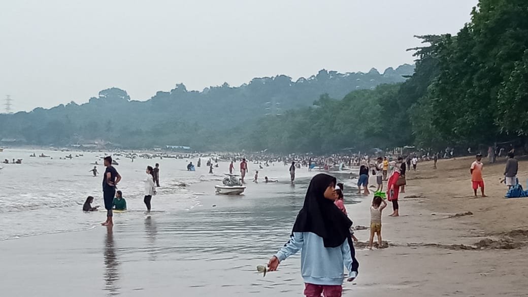 Pantai Carita