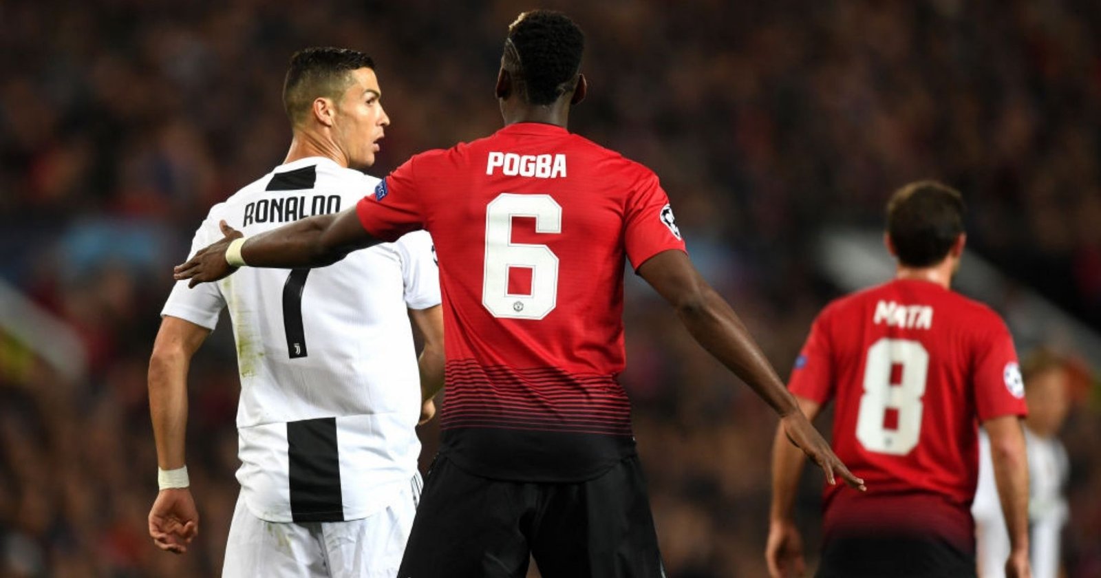 Ronaldo dibarter Pogba