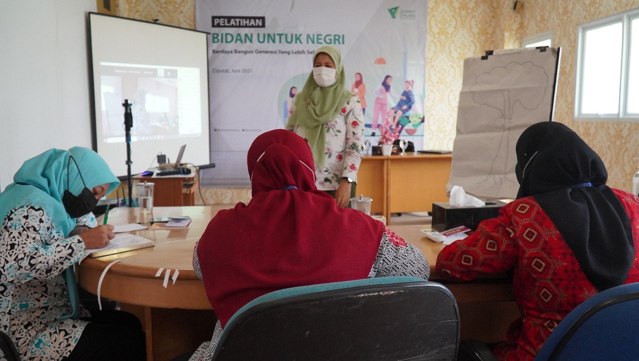 Bidan Untuk Negeri