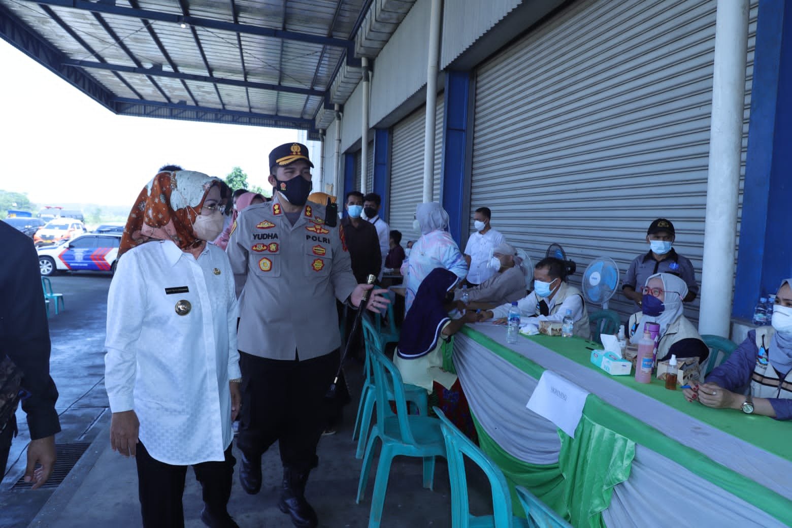 Vaksinasi di Serang