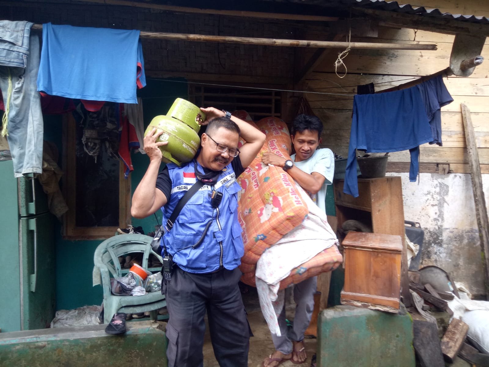 Pergerakan tanah di Lebak