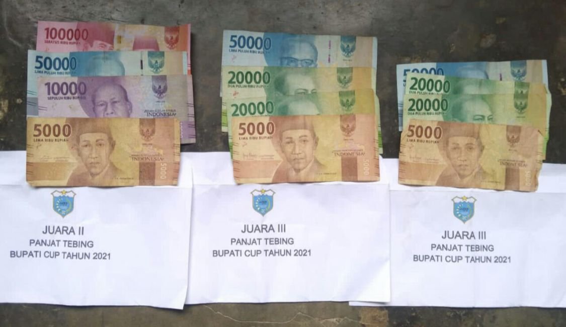 Hadiah Panjat Tebing