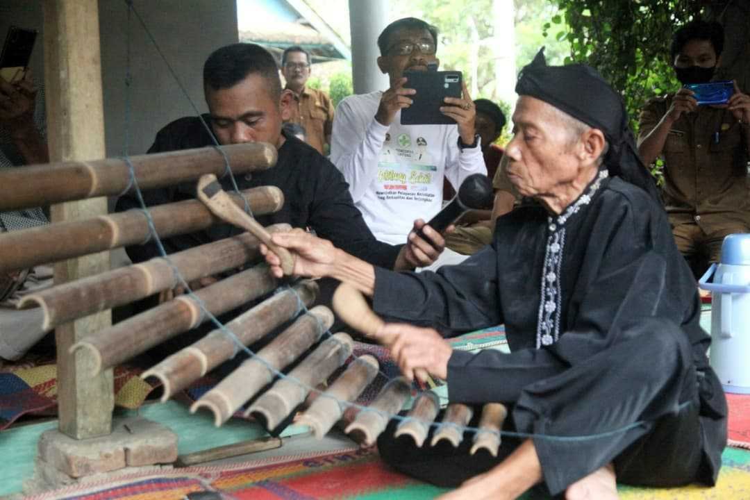 Calung Renteng