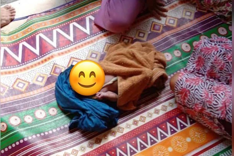 Bayi di Sawah
