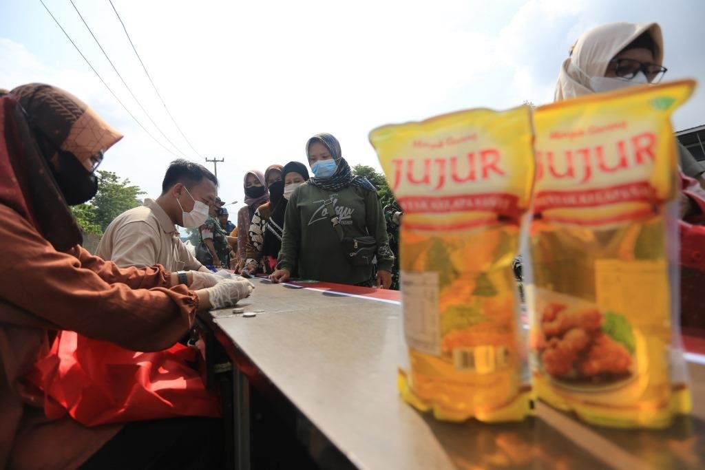 Operasi Pasar Minyak Goreng