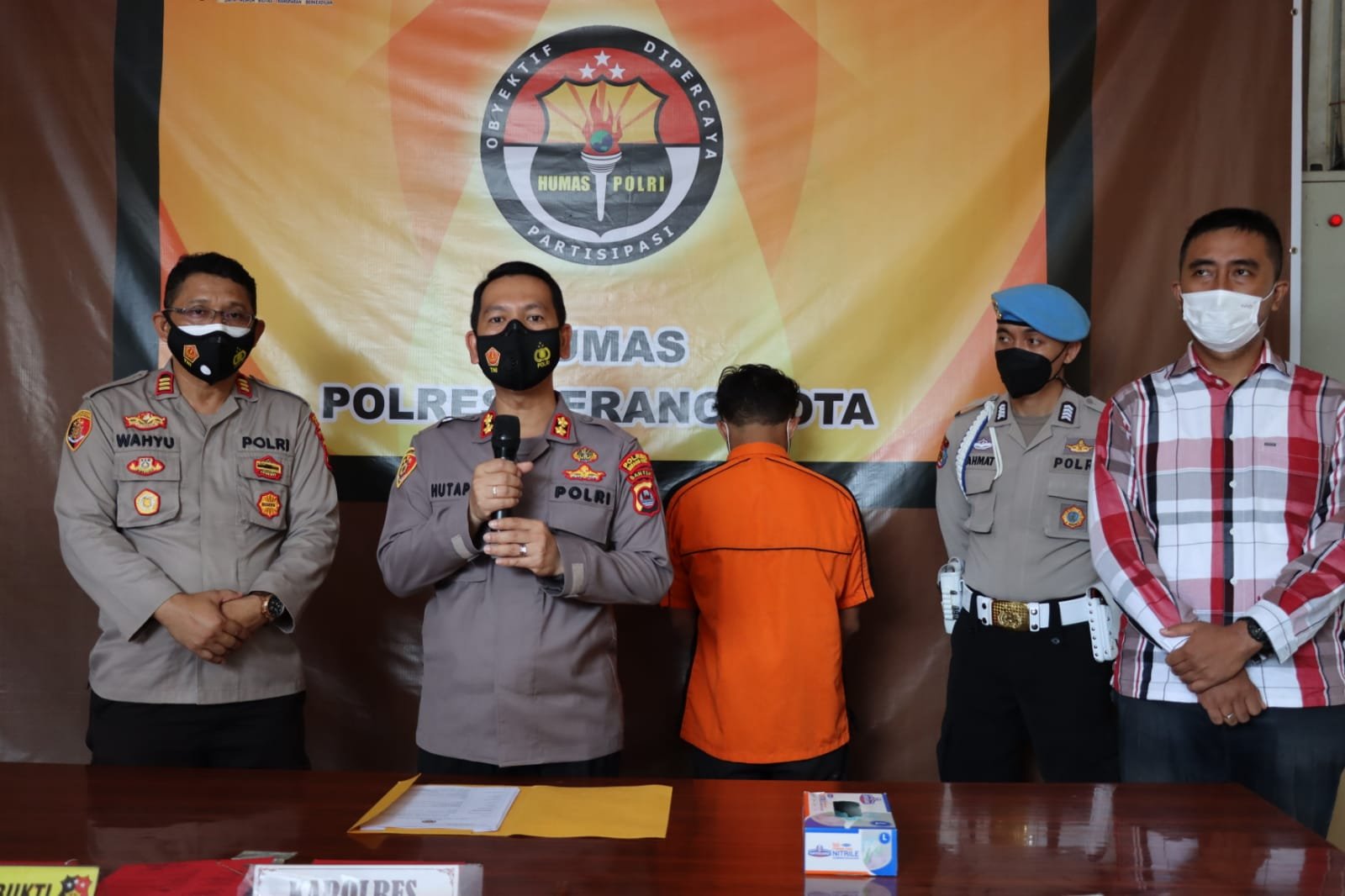 Pencuri Kotak Amal