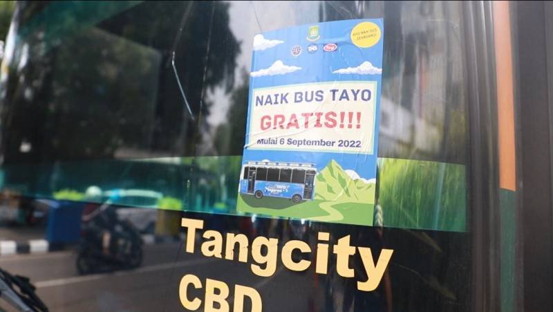Bus Tayo dan Si Benteng