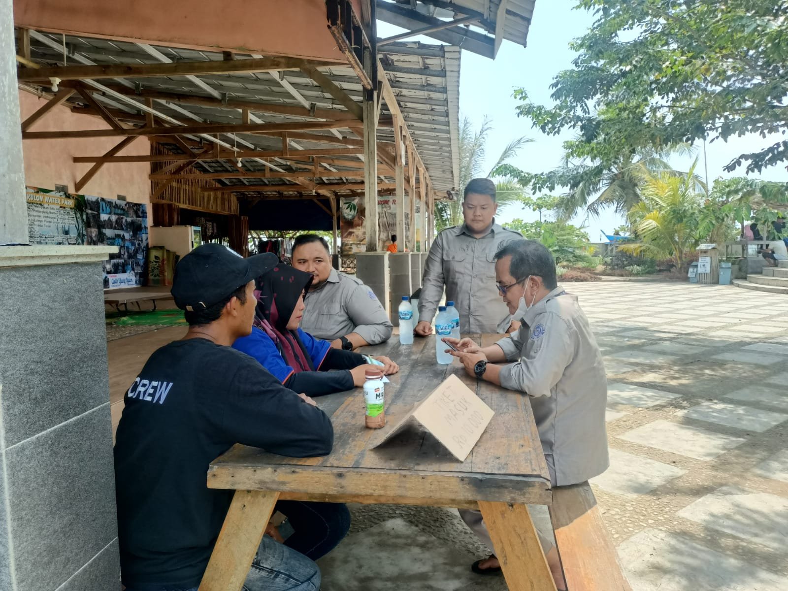 Kunjungan Wisatawan Pandeglang