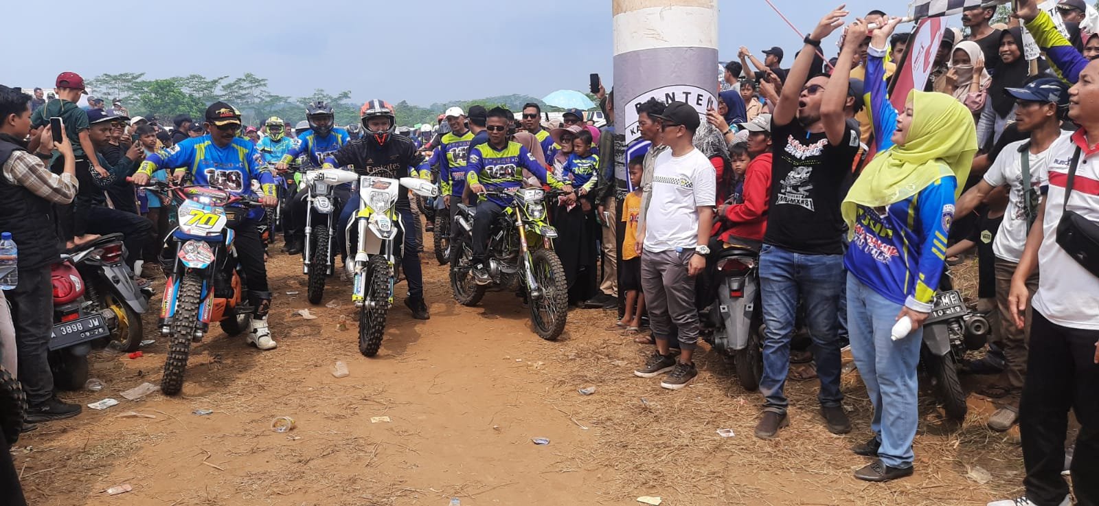 Mapay Jalur Batu Tulis