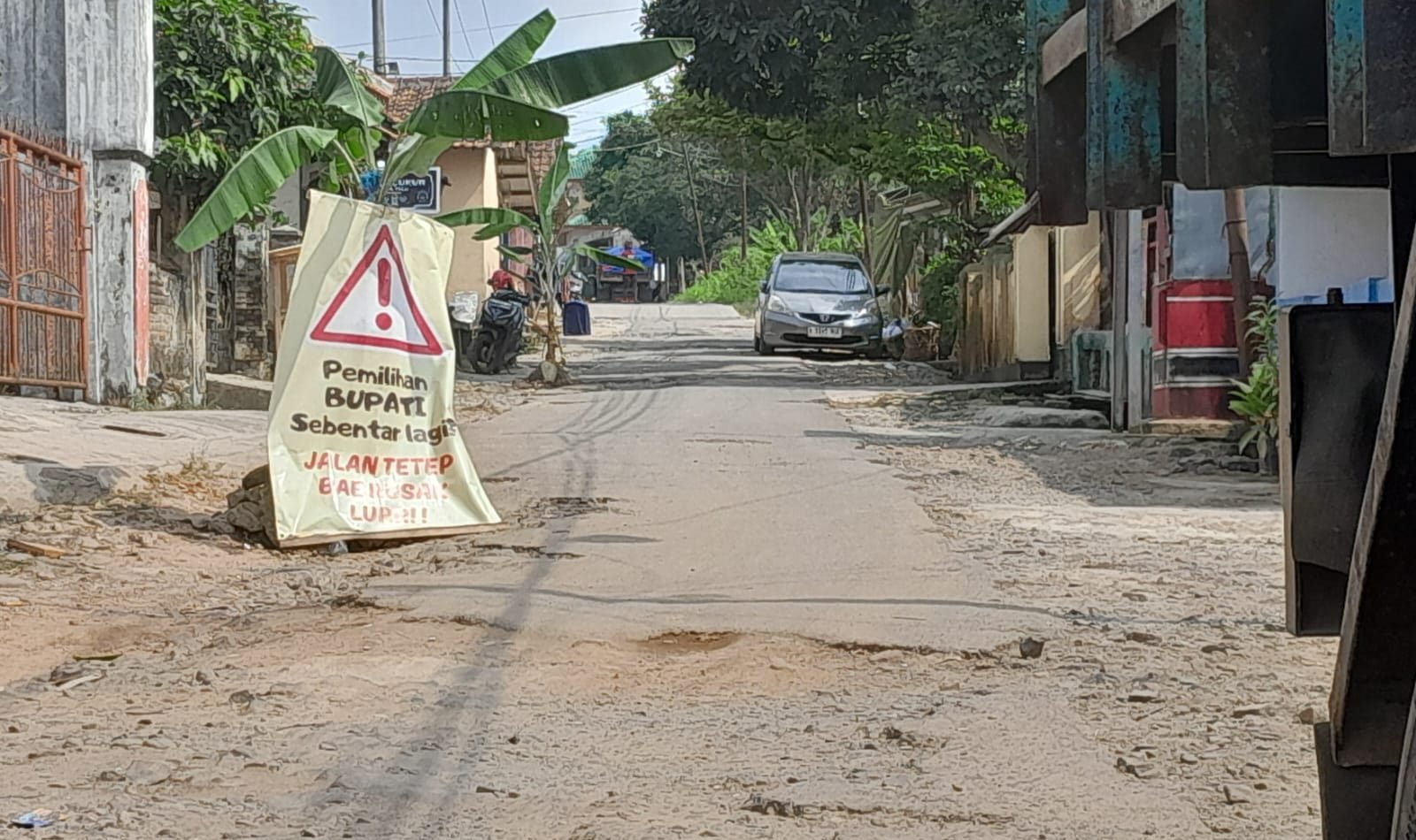 Jalan Rusak