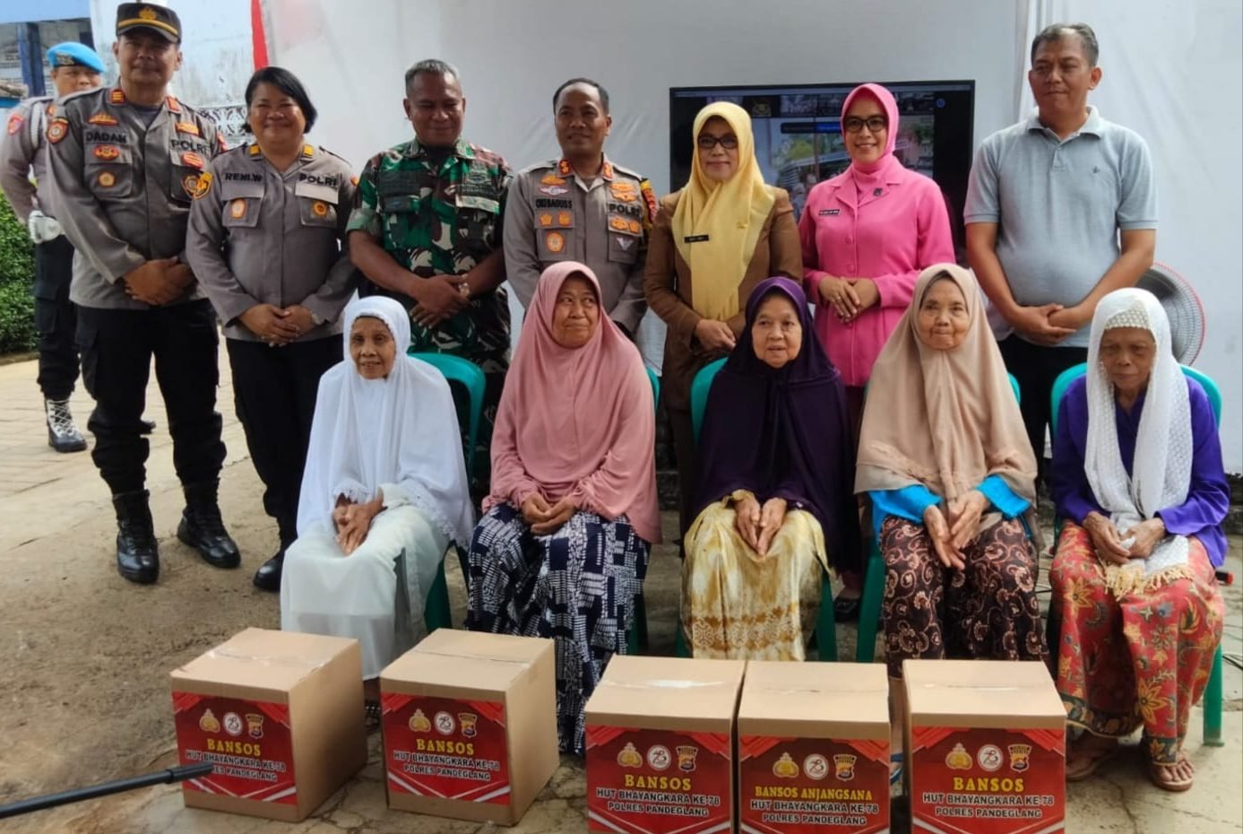 Bakti Sosial