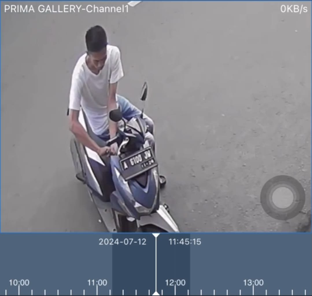 Pencuri Motor