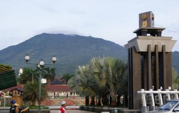 Gunung Karang