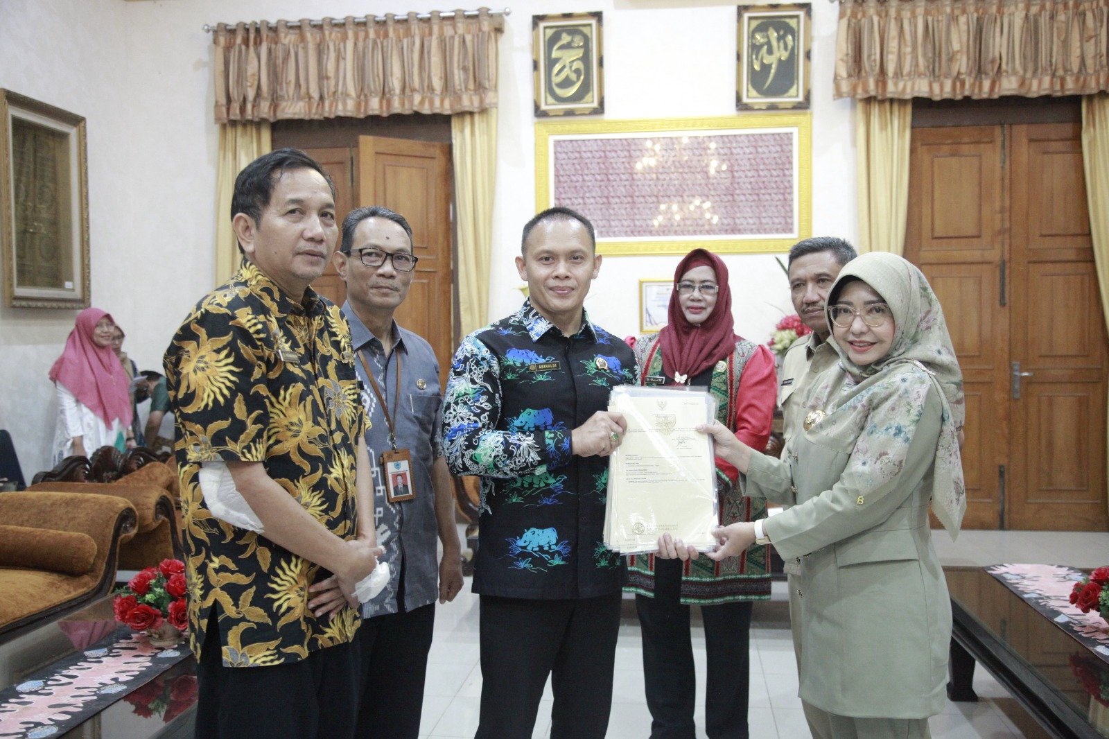 Bupati Dewi